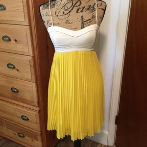 Beautiful spring cocktail dress yellow and white.